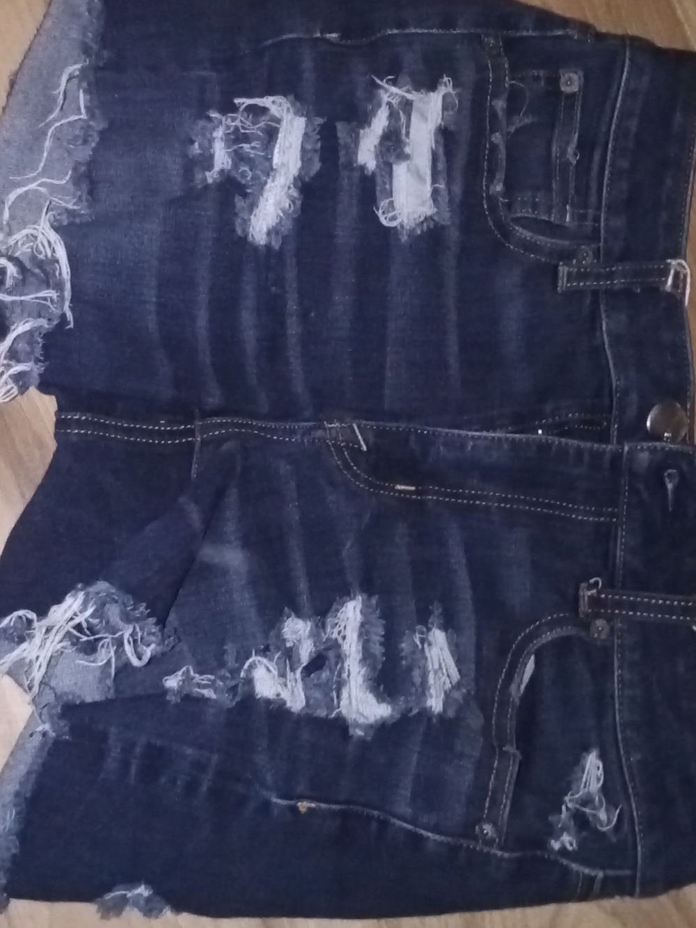 Dark Wash Distressed Hi-rise Women’s Jean Shorts -AEO